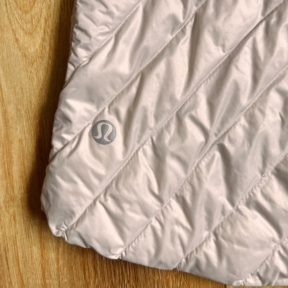 ⭐️ Lululemon Ride On Vest ⭐️ - Picture 12 of 14